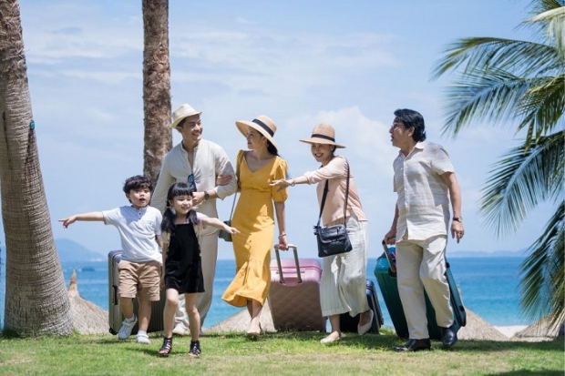 ảnh gia đình đi du lịch - Hình 3
