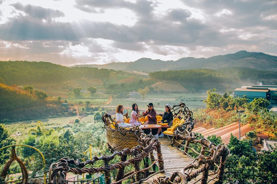 bài đánh giá về khu du lịch thuý thuận đà lạt - Hình 1