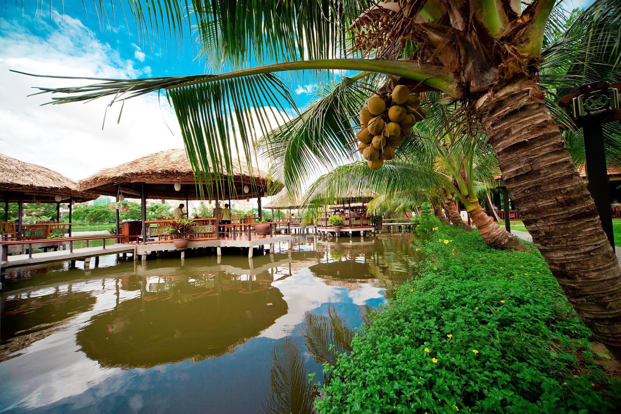 bài đánh giá về khu du lịch văn thánh - Hình 1