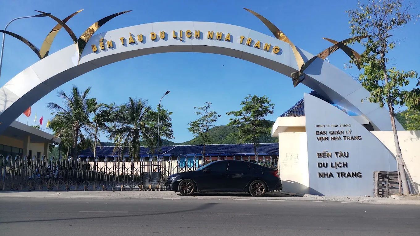bến tàu du lịch nha trang - Hình 1