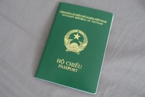 đi du lịch nước ngoài cần giấy tờ gì