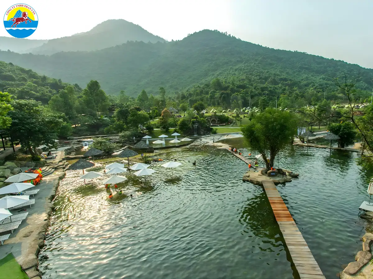 du lịch bạch mã - Hình 2