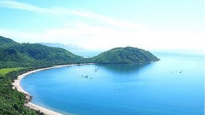 du lịch biển thiên cầm