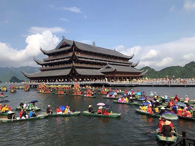 du lịch chùa tam chúc - Hình 4
