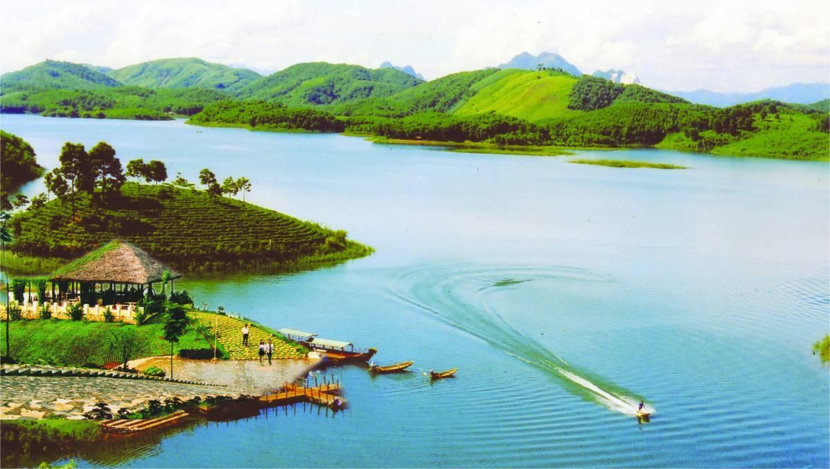 du lịch hồ thác bà - Hình 1