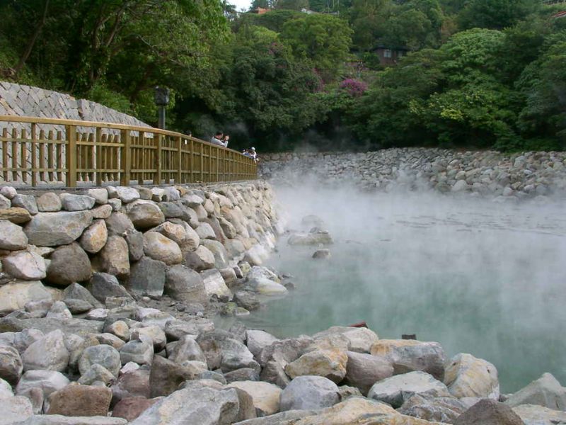 du lịch hòa bình 2 ngày 1 đêm tự túc - Hình 2