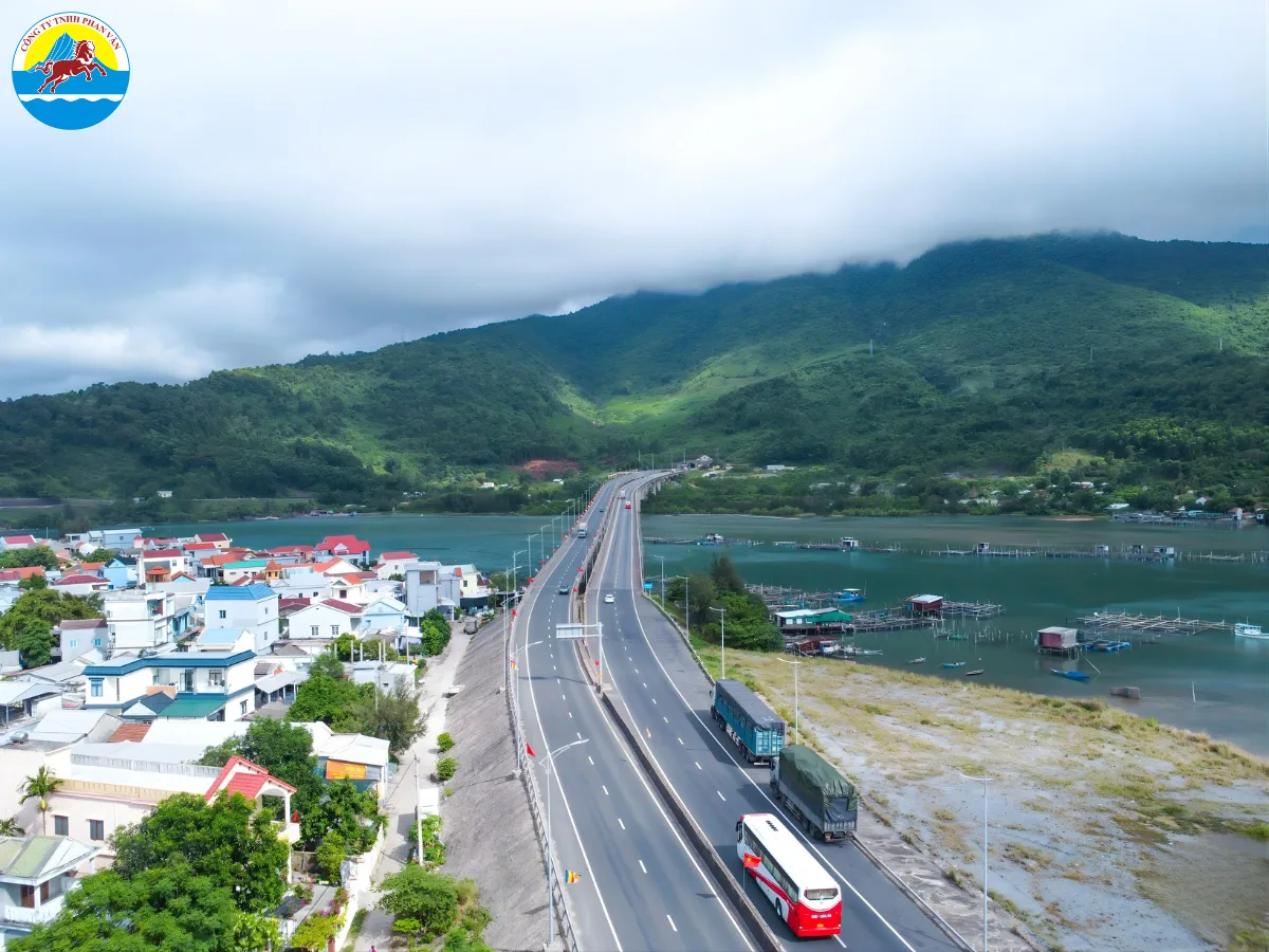 du lịch lăng cô - Hình 5