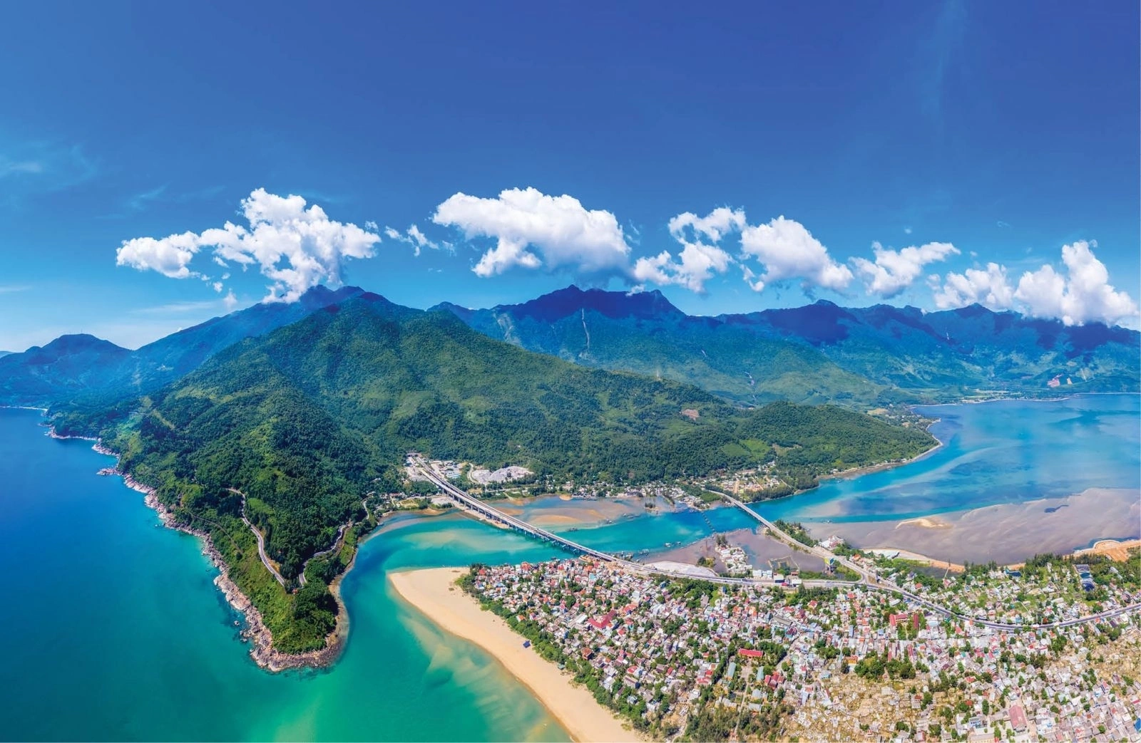 du lịch lăng cô - Hình 1