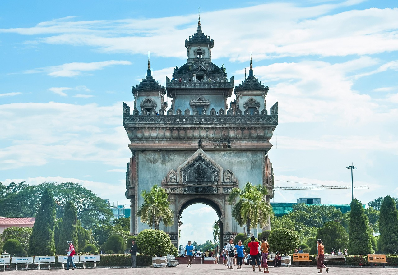 du lịch lào tự túc - Hình 5