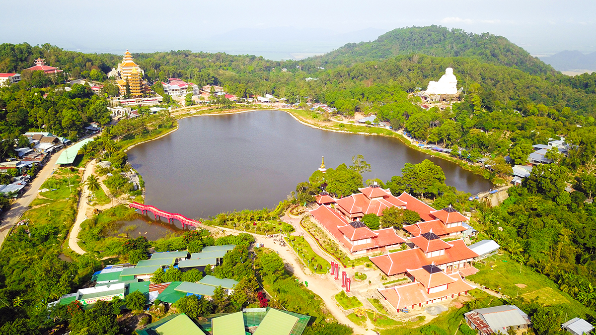 du lịch núi cấm - Hình 4