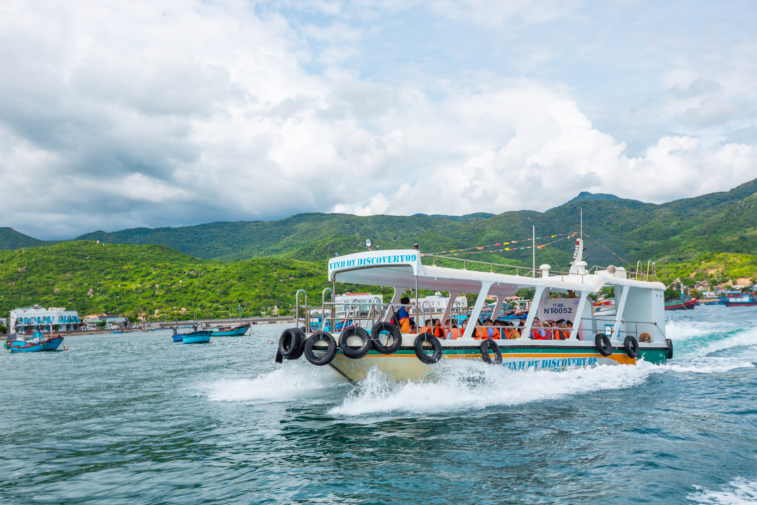 du lịch vĩnh hy cho công ty - Hình 1
