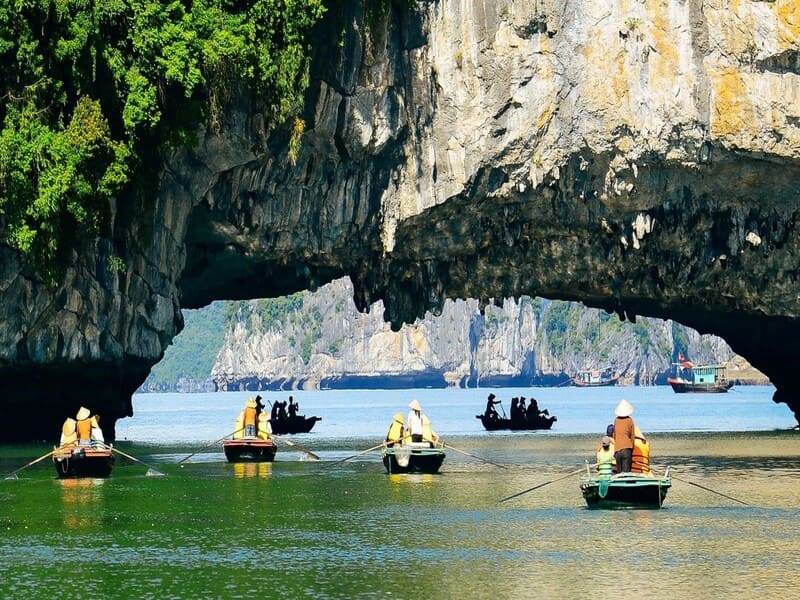 du lịch vịnh lan hạ tự túc heritage cruises - Hình 3