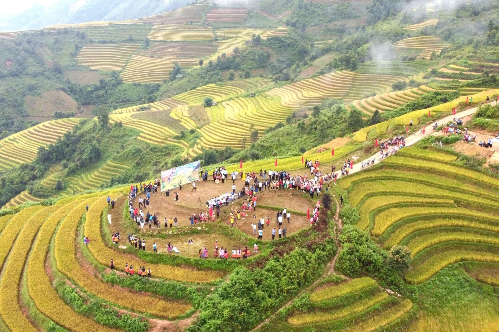 du lịch vùng cao - Hình 1