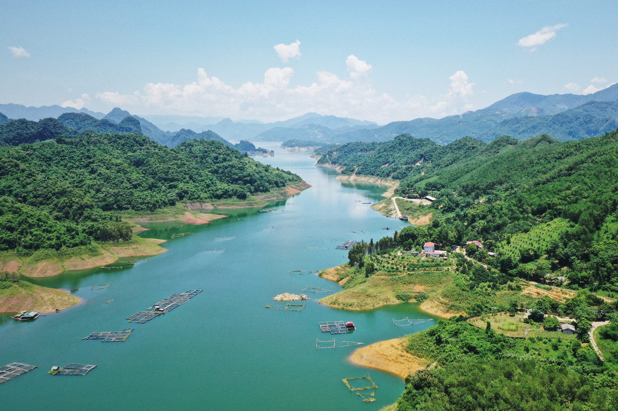 hòa bình du lịch - Hình 2