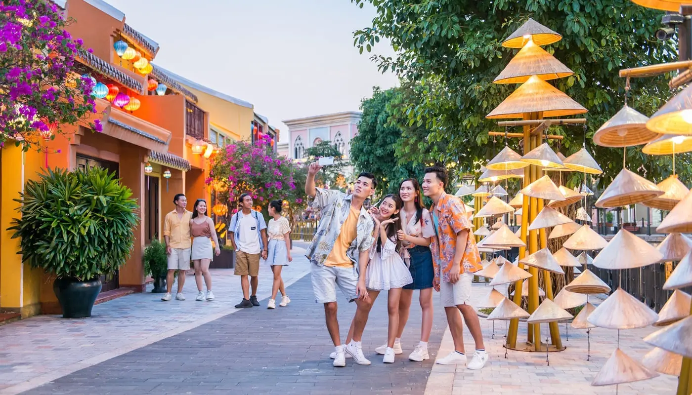 khách du lịch quốc tế - Hình 1