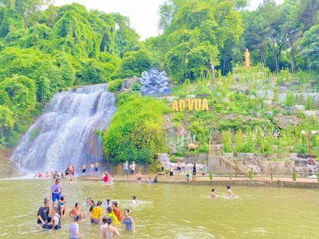 khu du lịch ao vua - Hình 4