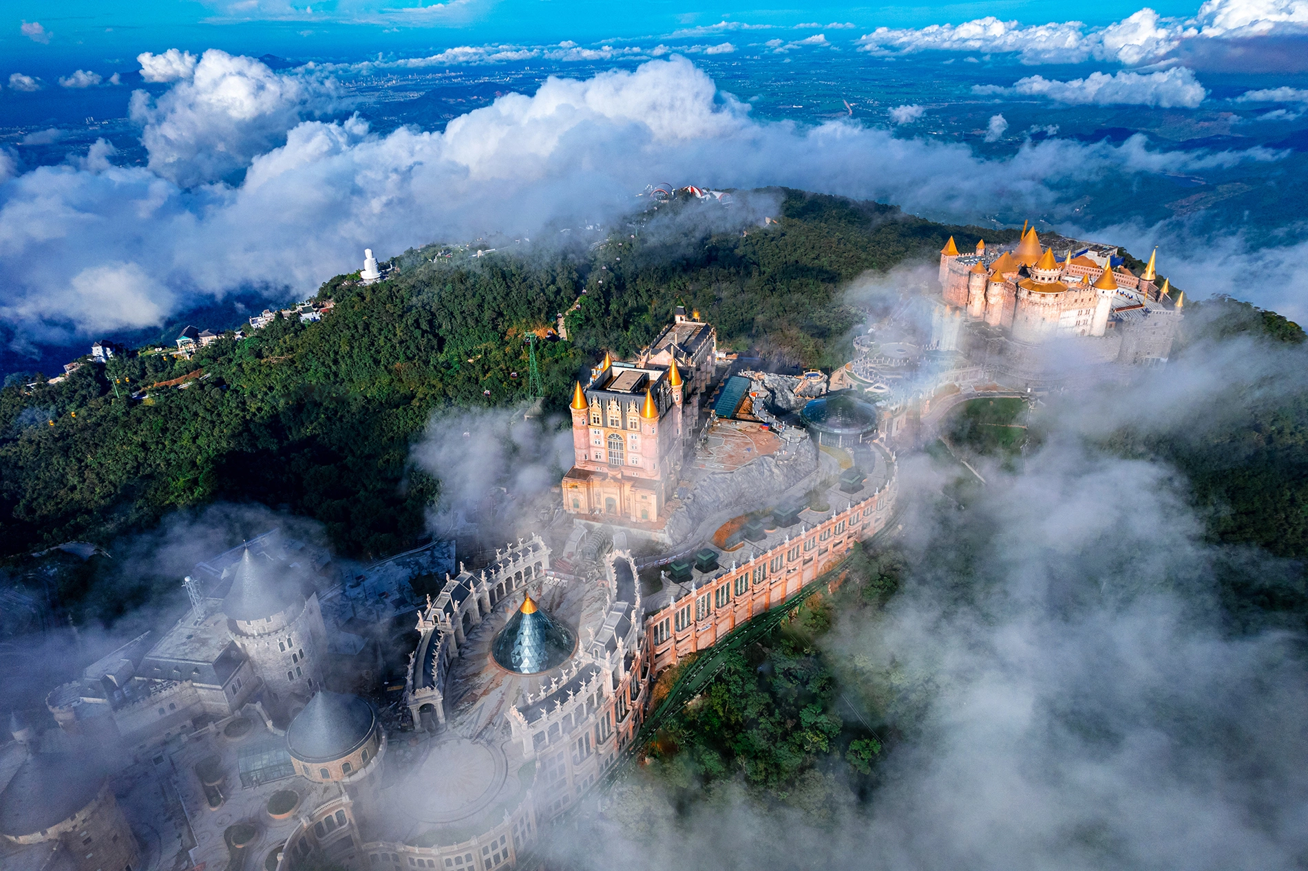 khu du lịch bà nà hills đà nẵng - Hình 1