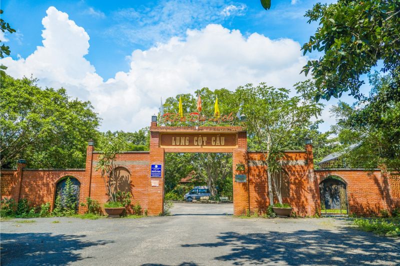 khu du lịch lung cột cầu - Hình 2