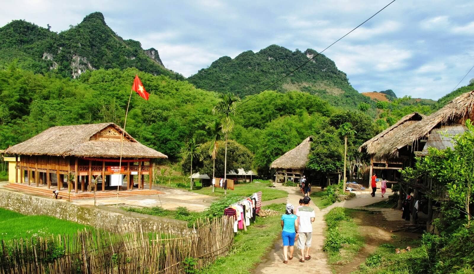 khu du lịch mai châu hòa bình - Hình 1