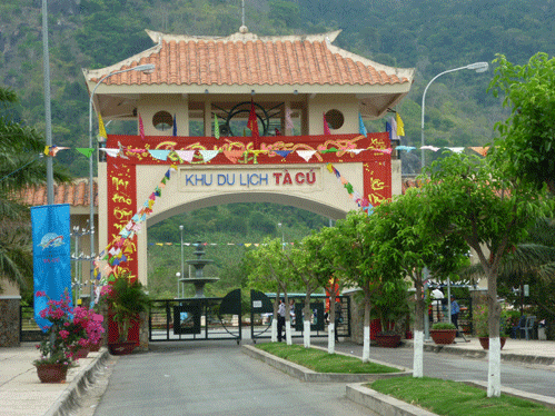 khu du lịch núi tà cú - Hình 1