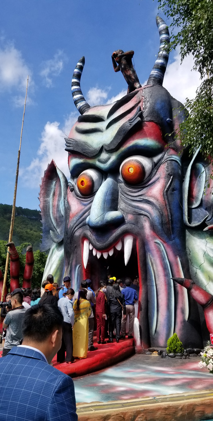 khu du lịch quỷ núi - Hình 2