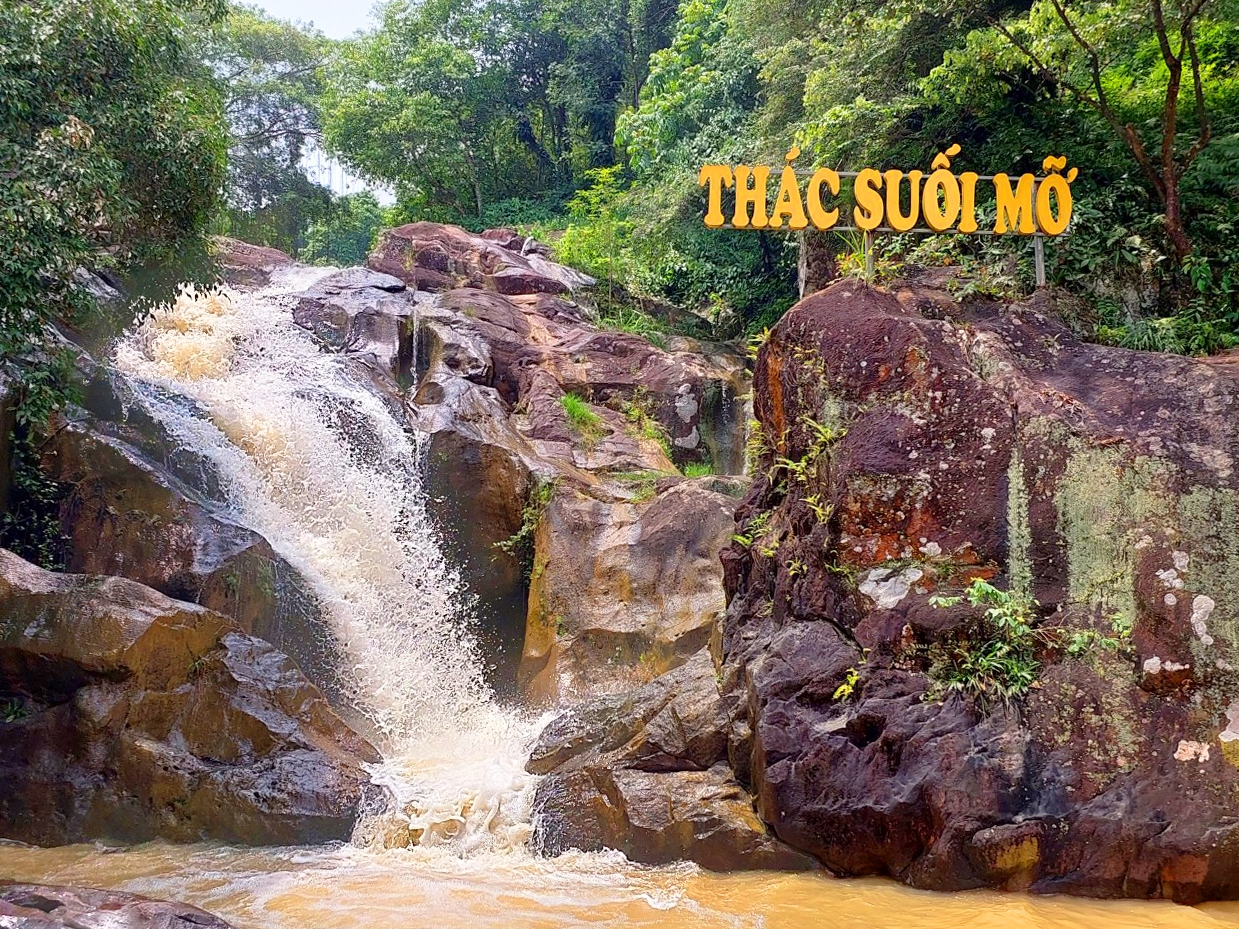 khu du lịch suối mỡ bắc giang - Hình 3