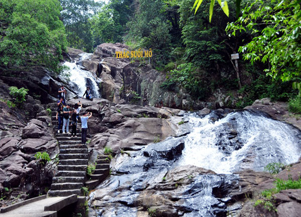 khu du lịch suối mỡ bắc giang - Hình 4