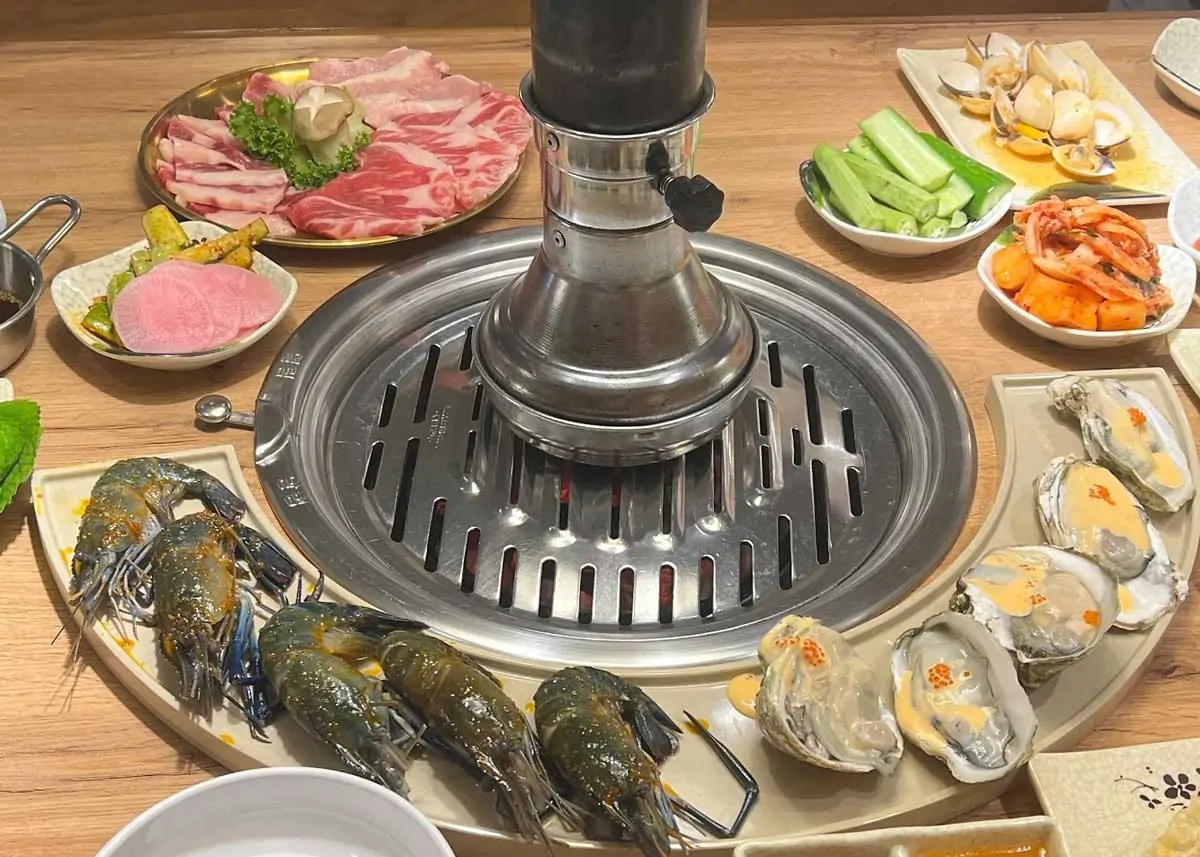 lê trọng tấn có quán buffet nào k - Hình 4