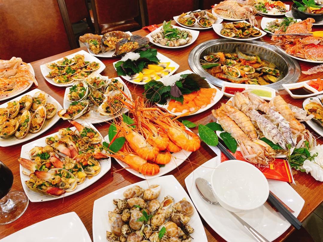 lê trọng tấn có quán buffet nào k - Hình 1