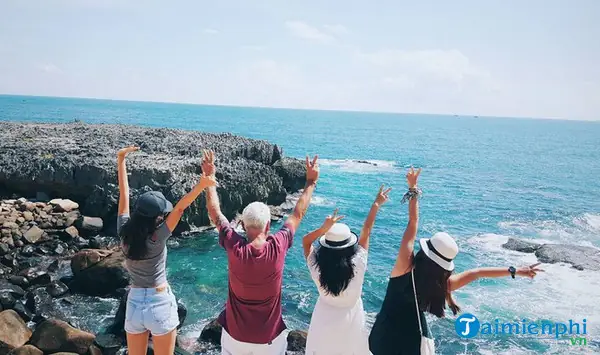 nằm mơ thấy đi du lịch đánh số may - Hình 1