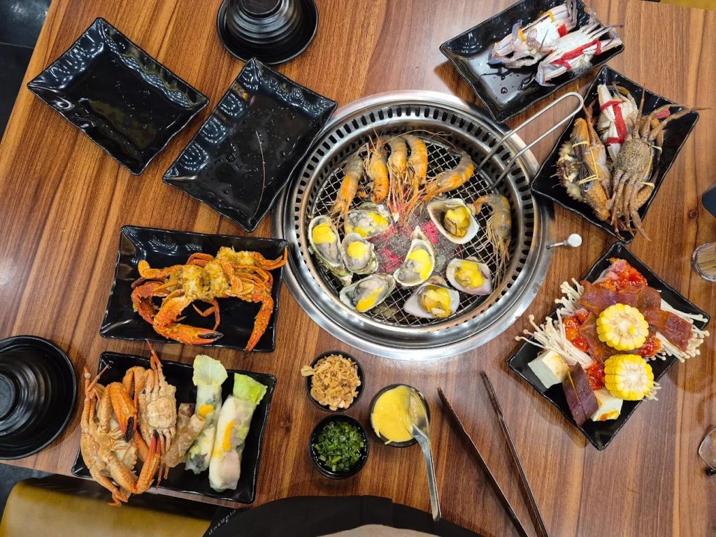 những quán buffet hải sản ngon ở đà nẵng - Hình 3