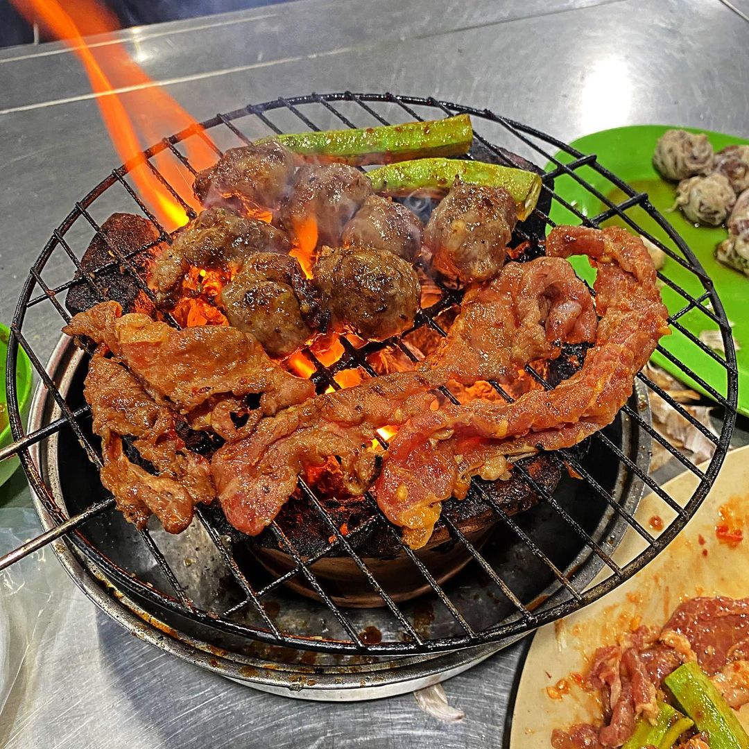 quán ăn hàng dừa bò nướng - Hình 3