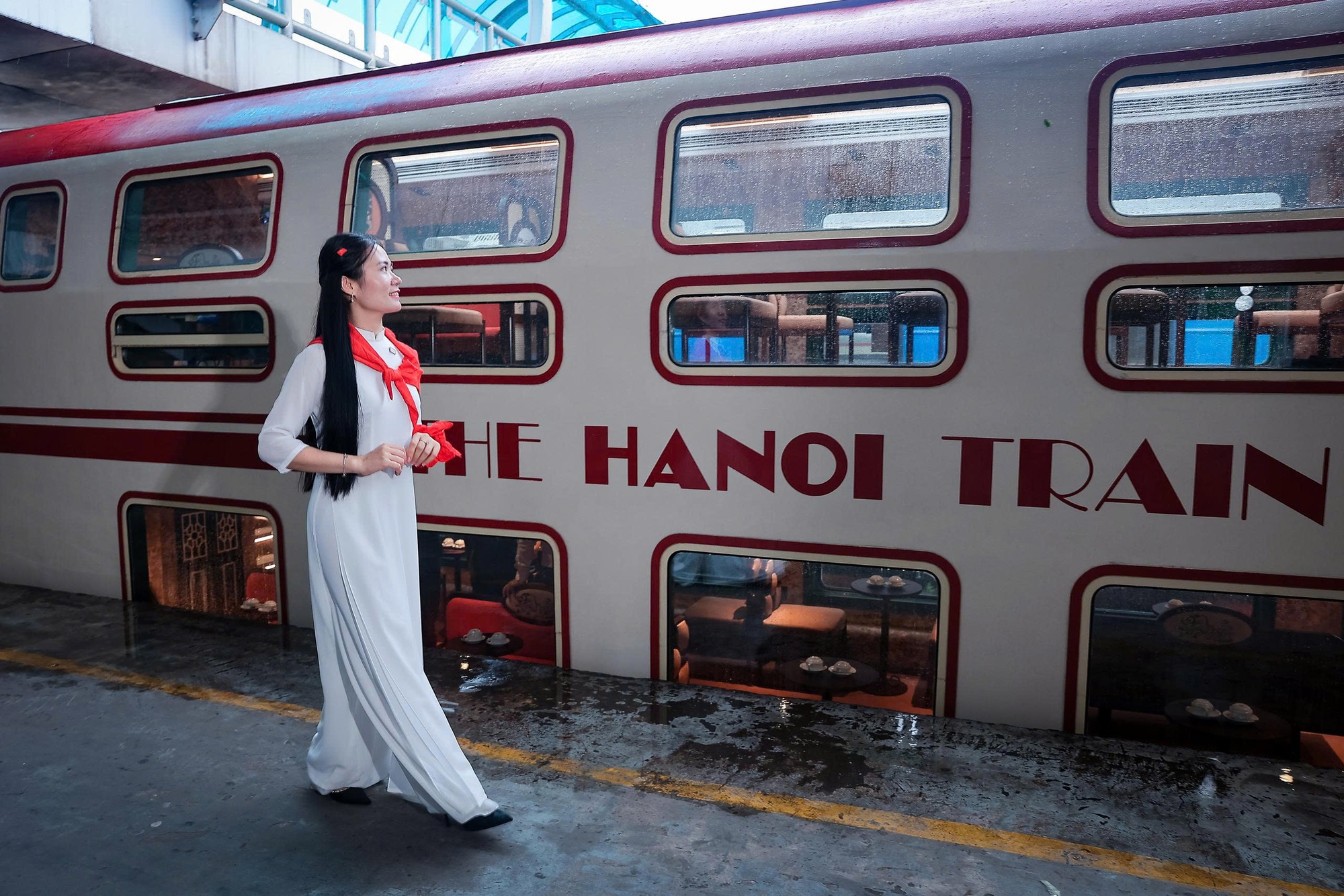 tàu du lịch 5 cửa ô - Hình 2