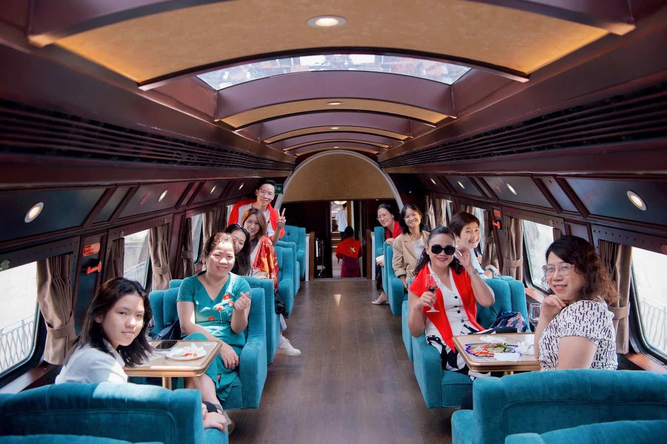 tàu du lịch hà nội - Hình 4