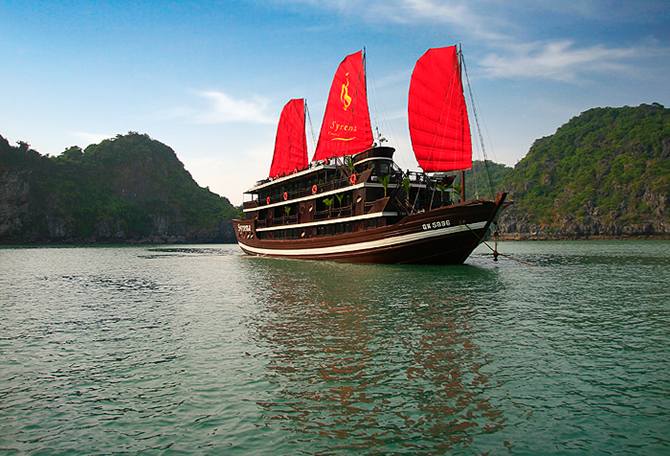 tàu du lịch việt nam - Hình 4