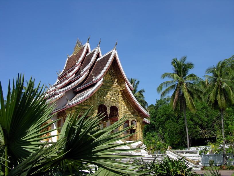 tour du lịch lào từ hà nội bằng máy bay - Hình 3