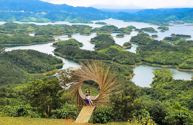 tour du lịch tà đùng - Hình 2