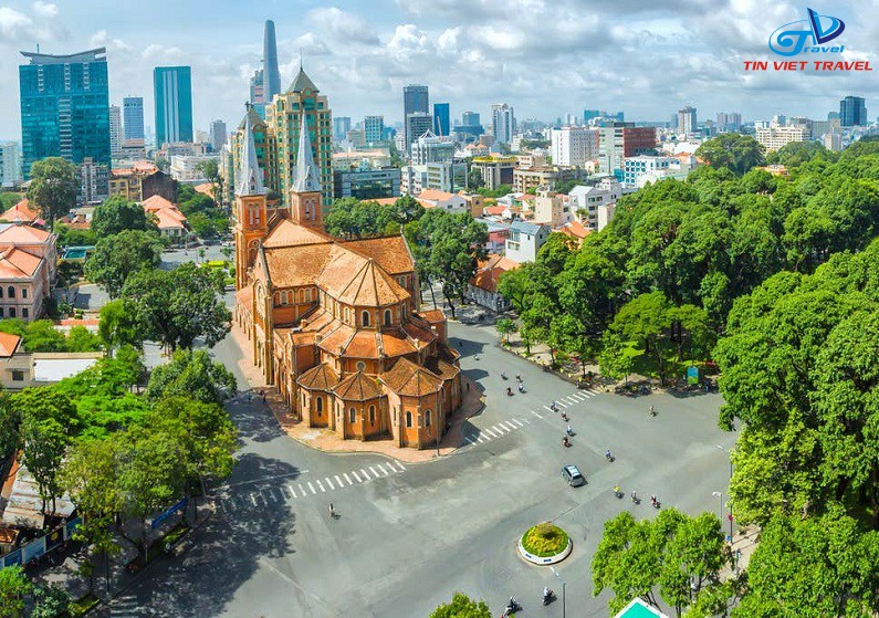 tour du lịch thành phố hồ chí minh - Hình 1