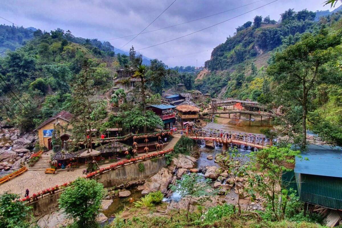 tour du lịch xuyên việt khởi hành từ tp hcm - Hình 4