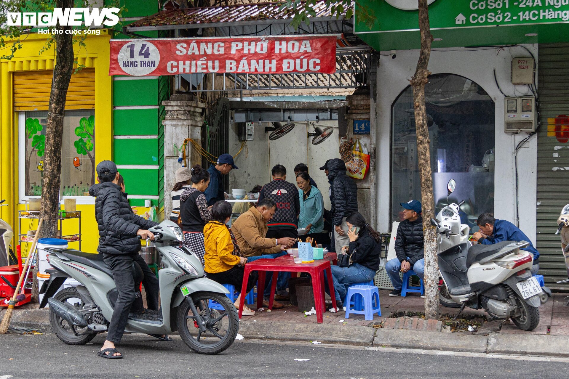 ăn sáng quán vỉa hè hà nội - Hình 3
