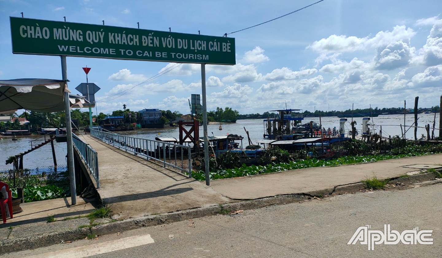 bến tàu du lịch cái bè - Hình 1