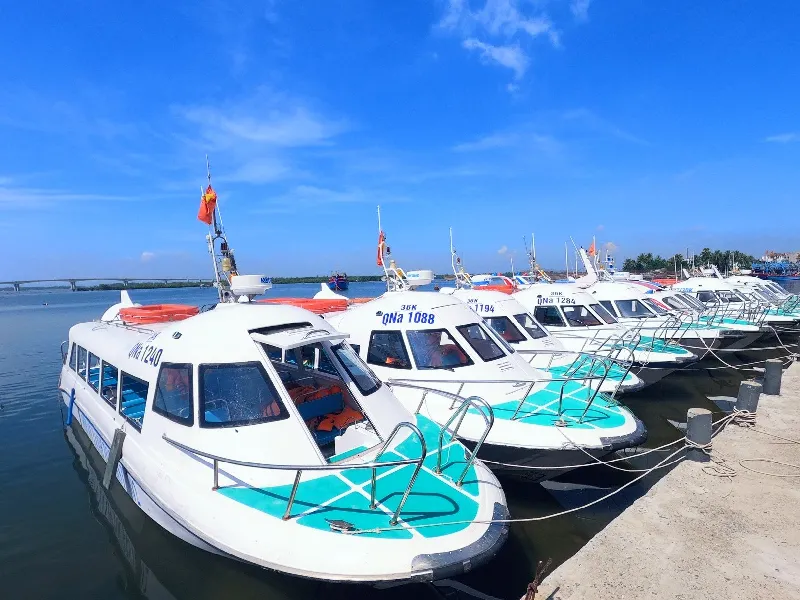 cano du lịch - Hình 2