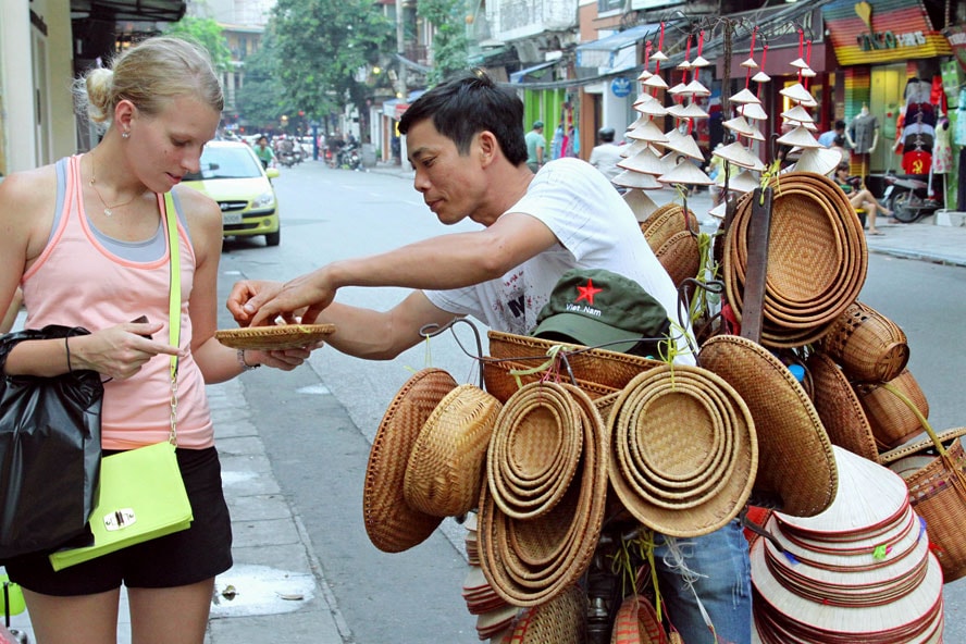 chèo kéo khách du lịch - Hình 2