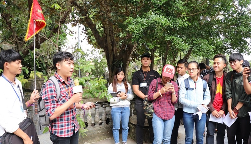 dẫn tour du lịch - Hình 2