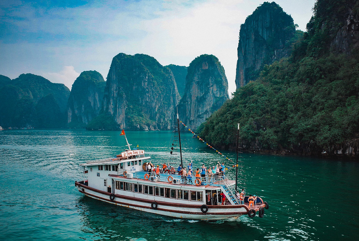 đặt tour du lịch hạ long - Hình 5