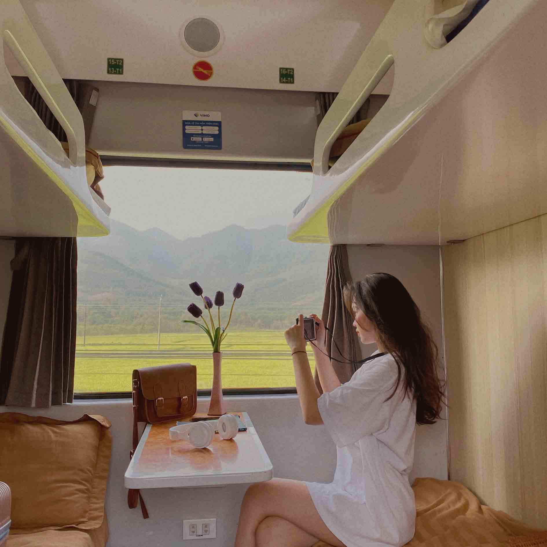 đặt vé tàu du lịch đà nẵng huế - Hình 2
