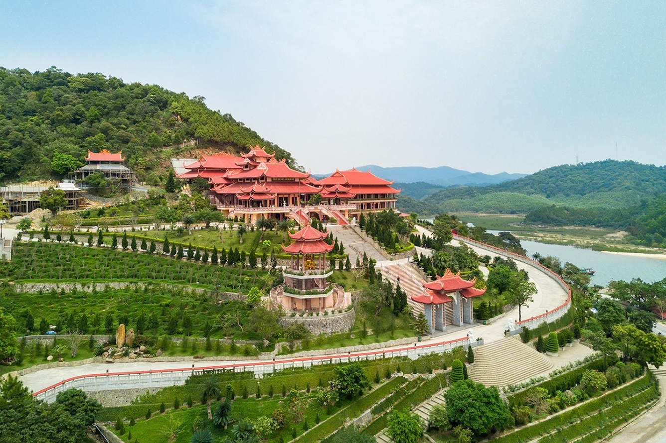 địa điểm du lịch phước hải - Hình 2