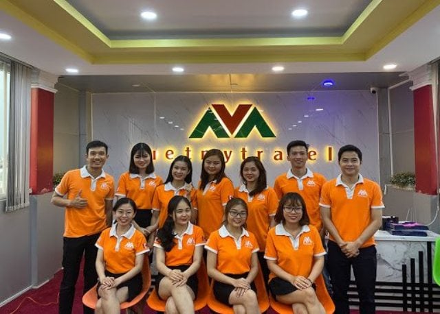 đồng phục công ty du lịch - Hình 3
