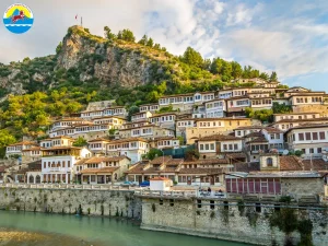 du lịch albania