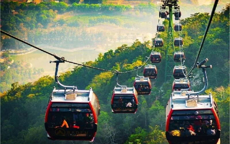 du lịch cáp treo núi bà đen - Hình 3